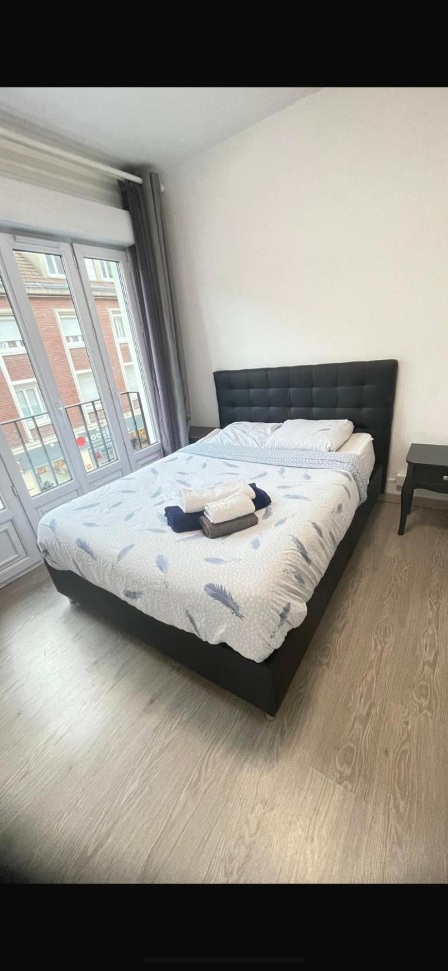 Chambre Double Beauvais Buitenkant foto